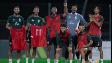 صورة المنتخب السعودي يواصل استعداده للقاء الجزائر وديًّا في جدة