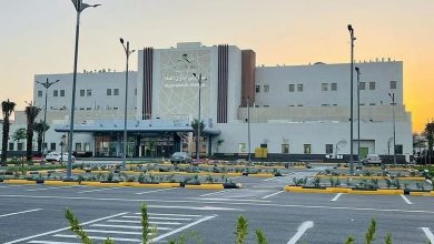 صورة فريق طبي بمستشفى جازان العام ينجح في علاج حديث ولادة يعاني من تشوّه خلقي رئوي كبير