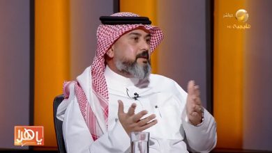 صورة 8 ساعات عمل فترة طويلة على الموظفين بشكل عام