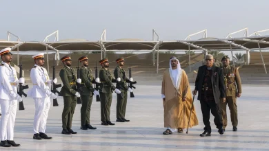 صورة زايد بن محمد بن زايد يلتقي رئيس جمهورية فيجي في واحة الكرامة