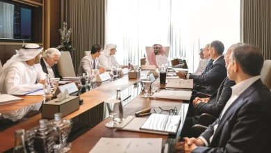 صورة طحنون بن زايد: نتابع توسيع آفاق التقنيات التحويلية وتعميق الشراكات الدولية