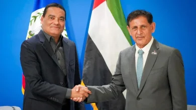 صورة سفير الإمارات يسلم أوراق اعتماده إلى وزير خارجية دولة بليز