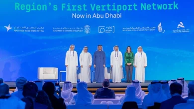 صورة إطلاق شبكة مهابط الطائرات العمودية الكهربائية لدعم تشغيل التاكسي الطائر في أبوظبي