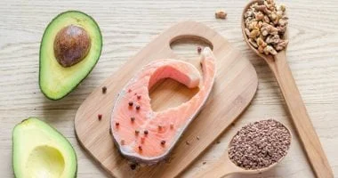 صورة الدهون الصحية لجسمك: متى تفيد زيت الزيتون والأسماك؟