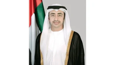 صورة عبدالله بن زايد يلتقي وزير الخارجية وشؤون الكاريبي في ترينيداد وتوباغو