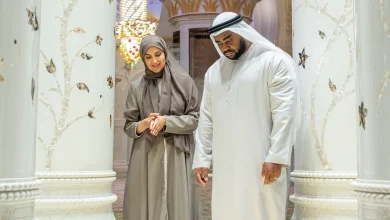 صورة وزير الخارجية وشؤون الكاريبي في ترينيداد وتوباغو يزور جامع الشيخ زايد الكبير في أبوظبي