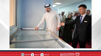 صورة وزير الصناعة والتجارة يفتتح مصنع البحرين لتكنولوجيا المعدات الكهروميكانيكية للتبريد (BRET) في منطقة البحرين العالمية للاستثمار