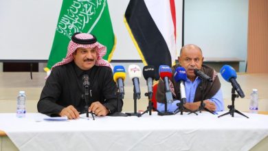 صورة عاجل: اللواء محمد القحطاني يؤكد رفض السعودية تواجد أي قوات قادمة من خارج حضرموت ويطالب بتسليم المواقع لقوات درع الوطن.. تفاصيل لقاء سعودي حضرمي بالمكلا