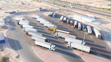 صورة حملة تفتيش موسعة في دبي للحد من الوقوف العشوائي للشاحنات