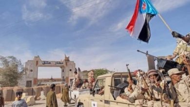 صورة عاجل: فضيحة إعلامية للانتقالي: قتلى وجرحى شبوة كانت بسبب محاولة سرقة شيول تابع لوزارة الدفاع وقيادي جنوبي ينفي استهداف قوات دفاع شبوة بطيران مسيّر