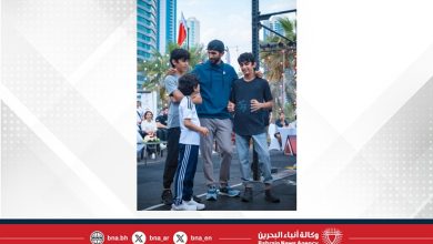 صورة سمو الشيخ ناصر بن حمد آل خليفة يتابع مشاركة أنجال سموه في مهرجان سبارتان الرياضي