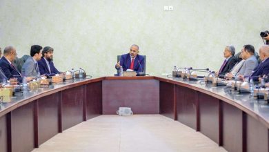 صورة عاجل: المجلس الانتقالي يتحدى الرئاسي والسعودية ويعقد اجتماعه في القصر الرئاسي بعدن ويعلن نجاح إجراءاته العسكرية والسياسية ويتجاهل مطالب الرياض