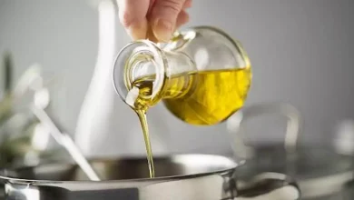 صورة فوائد زيت الزيتون.. دهون صحية ومضادات أكسدة تحمي القلب والدماغ