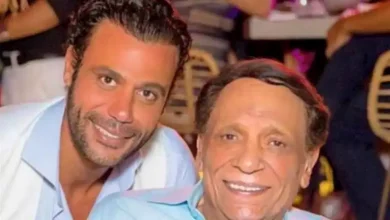صورة محمد عادل إمام مع والده بـ”Ai”