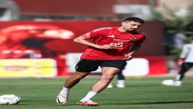 صورة طاهر محمد طاهر يكشف كواليس مباراة الأهلي والجيش الملكي