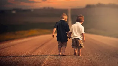 صورة في 6 نقاط.. الأزهر للفتوى يوضح كيف أرشد الإسلام لأهمية اختيار الصديق