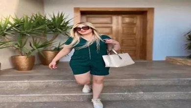 صورة “ياروحي”.. زوجة علي معلول تنشر صورا رومانسية لهما ويرد