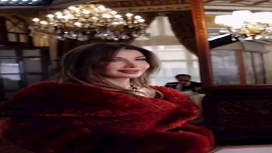صورة صيحة الفرو تسيطر على إطلالات النجمات والمشاهير