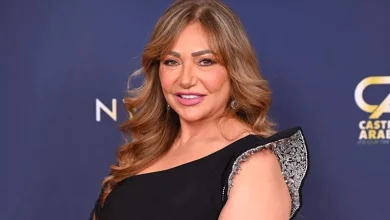 صورة جاذبية الأسود.. ليلى علوي تخطف الأنظار في أحدث ظهور لها