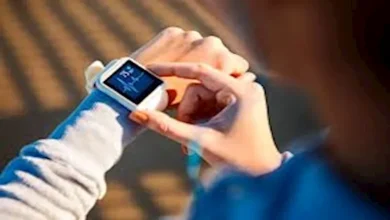 صورة كيف تساعد الساعات الذكية في تهدئة نوبات الغضب عند الأطفال؟