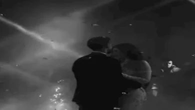صورة 7 صورة لوصلة رقص رومانسية بين أحمد عبد القادر وزوجته