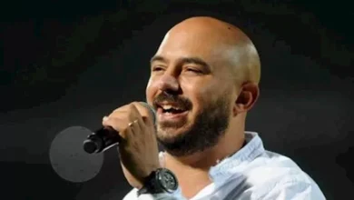 صورة محمود العسيلي: “حلمي اتحقق إني أعمل أغنية لـ محمد صلاح”