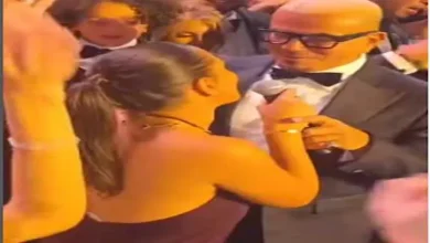 صورة فيديو يجمع عمرو دياب مع ابنته جنا بحفل زفاف