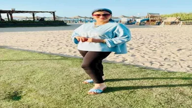 صورة زوجة ياسر إبراهيم تودعه قبل انطلاق بطولة كأس الأمم الأفريقية