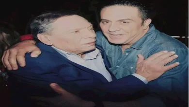 صورة صورة نادرة.. خالد سرحان يشارك جمهوره لقطة جمعته بالزعيم عادل إمام