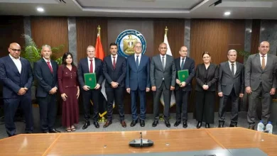 صورة لأول مرة بمصر.. وزير البترول يشهد توقيع عقد رخصة إنتاج وقود الطائرات ا