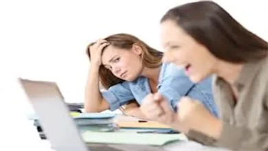 صورة “لا يحتاج للكلام”.. 6 تصرفات سرية تكشف أن شخصًا ما يغار منك