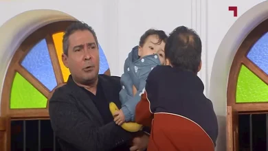 صورة “زملكاوي ومازح بركات”.. طفل مصري يدخل ستديو “المجلس” بكأس العرب