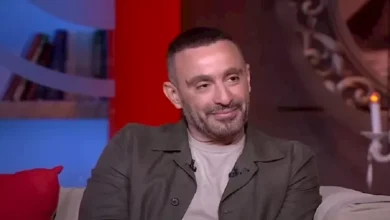 صورة قابيل يوضح حكم الشرع في تشبيه أحمد السقا نفسه فيزيائيًا بسيدنا خالد بن