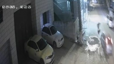 صورة المستوطنون يقتحمون نابلس ويدهسون شابا