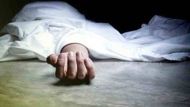 صورة | الأمن العام: العثور على جثة شخص داخل منزل في لواء الأزرق