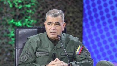 صورة | فنزويلا تتوعد واشنطن: وزير الدفاع يعلن الجاهزية لـ”القتال في أي وقت”