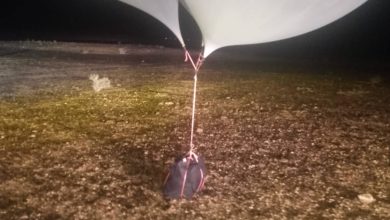 صورة | الجيش العربي:المنطقة العسكرية الشرقية تحبط أربع محاولات تهريب كميات كبيرة من المواد المخدرة بواسطة بالونات