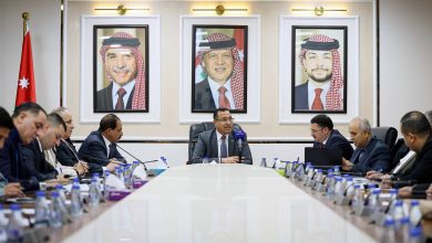 صورة | “إدارية النواب” تبحث مطالب موظفي ضريبة الدخل وتؤكد التزامها بالعدالة الوظيفية