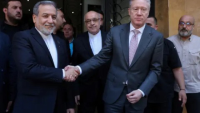 صورة وزير خارجية لبنان يرفض بشكل مفاجئ دعوة نظيره الإيراني لزيارة طهران..