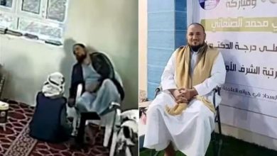 صورة خاتمة مؤثرة.. وفاة شيخ يمني أثناء تحفيظ القرآن في مأرب