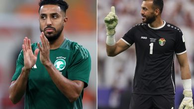 صورة ماذا جرى بين حارس منتخب الأردن وقائد السعودية سالم الدوسري؟