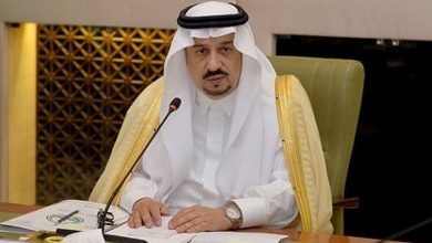 صورة أمير الرياض يوجه الجهات المعنية بسرعة رفع تقارير نتائج الحالة المطرية