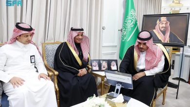 صورة نائب أمير نجران يُدشّن الحملتين التوعويتين حول مرضي الإيدز والسرطان