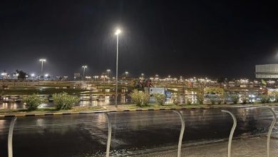 صورة هطول أمطار متفرقة على محافظتي رفحاء وتيماء ومدينة عرعر وينبع والمدينة المنورة