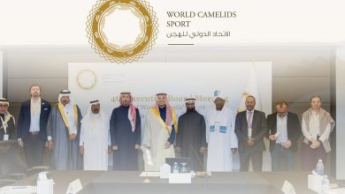 صورة برئاسة الأمير فهد بن جلوي.. الاتحاد الدولي للهجن يبحث تطوير الرياضة عالميًا