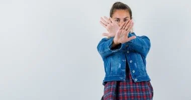 صورة 4 حيل نفسية لتعزيز الثقة ومواجهة التنمر