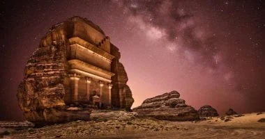 صورة مطل الحَرّة في العُلا: جبال وواحات السعودية