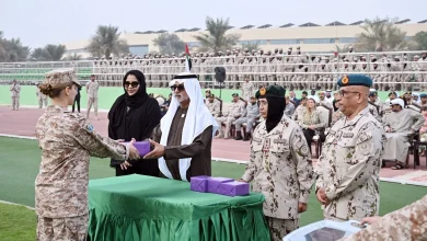 صورة نهيان بن مبارك يحضر حفل تخريج الدورة التدريبية العسكرية الخامسة ضمن مبادرة الشيخة فاطمة بنت مبارك لتمكين المرأة في السلام والأمن