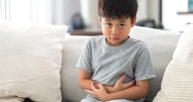 صورة القولون العصبي عند الأطفال: أسباب وعلامات يجب الانتباه لها