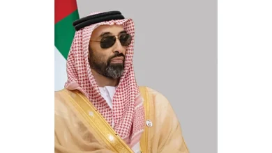 صورة طحنون بن زايد يستعرض مسار العلاقات الثنائية مع مسؤولين بريطانيين بارزين